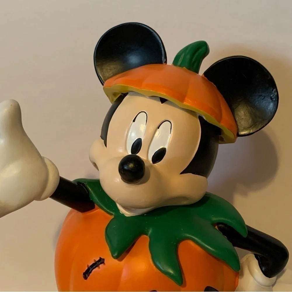NWT. DISNEY Mickey Mouse Pumpkin Figure